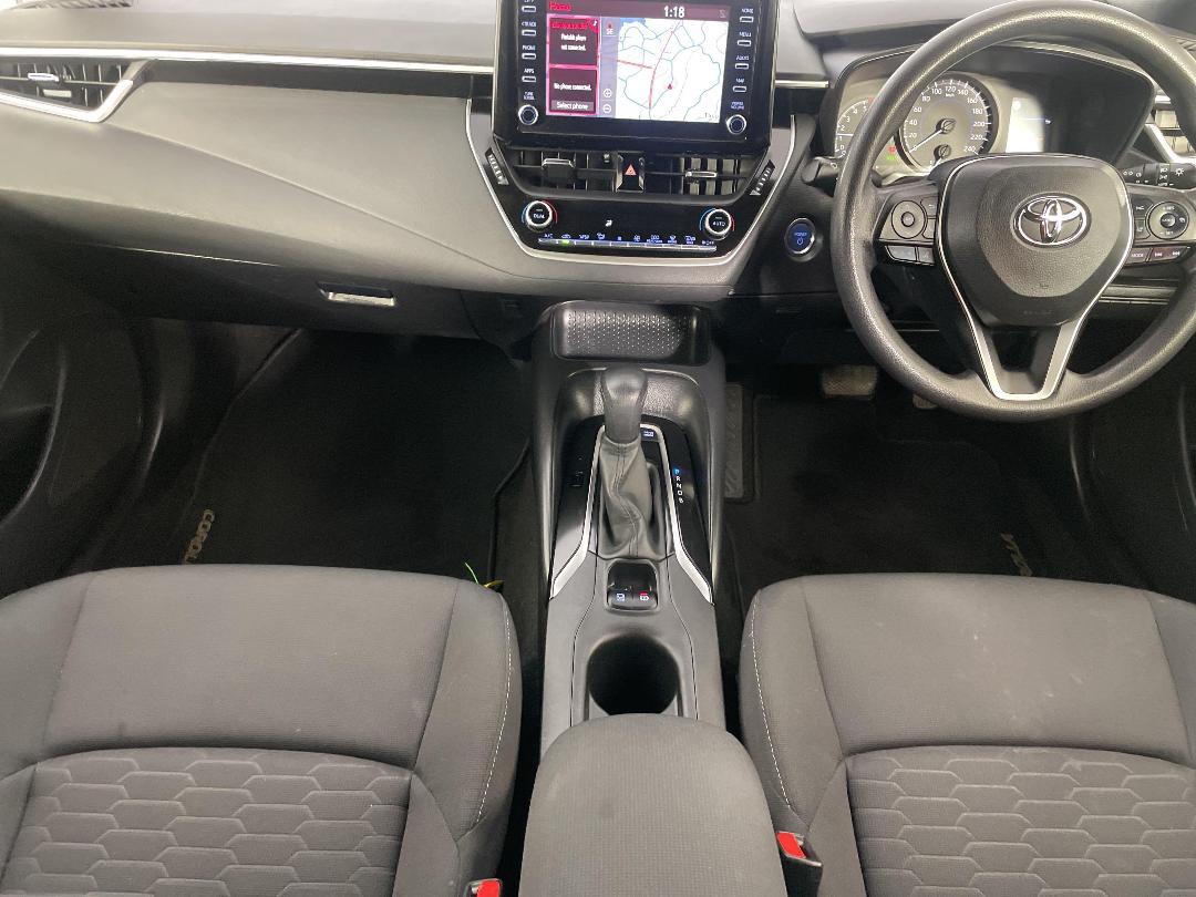 Photo '18' of Toyota Corolla