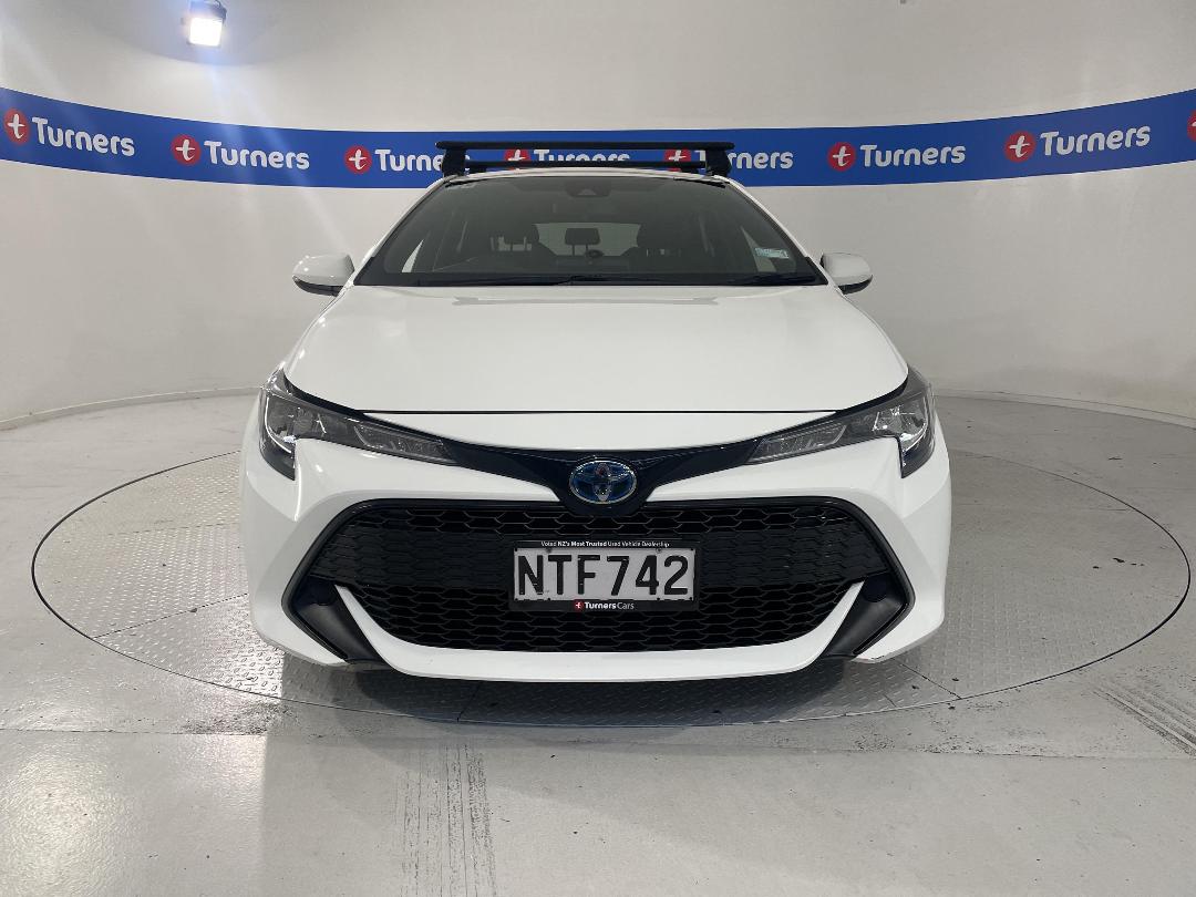 Photo '2' of Toyota Corolla Photo '2' of Toyota Corolla