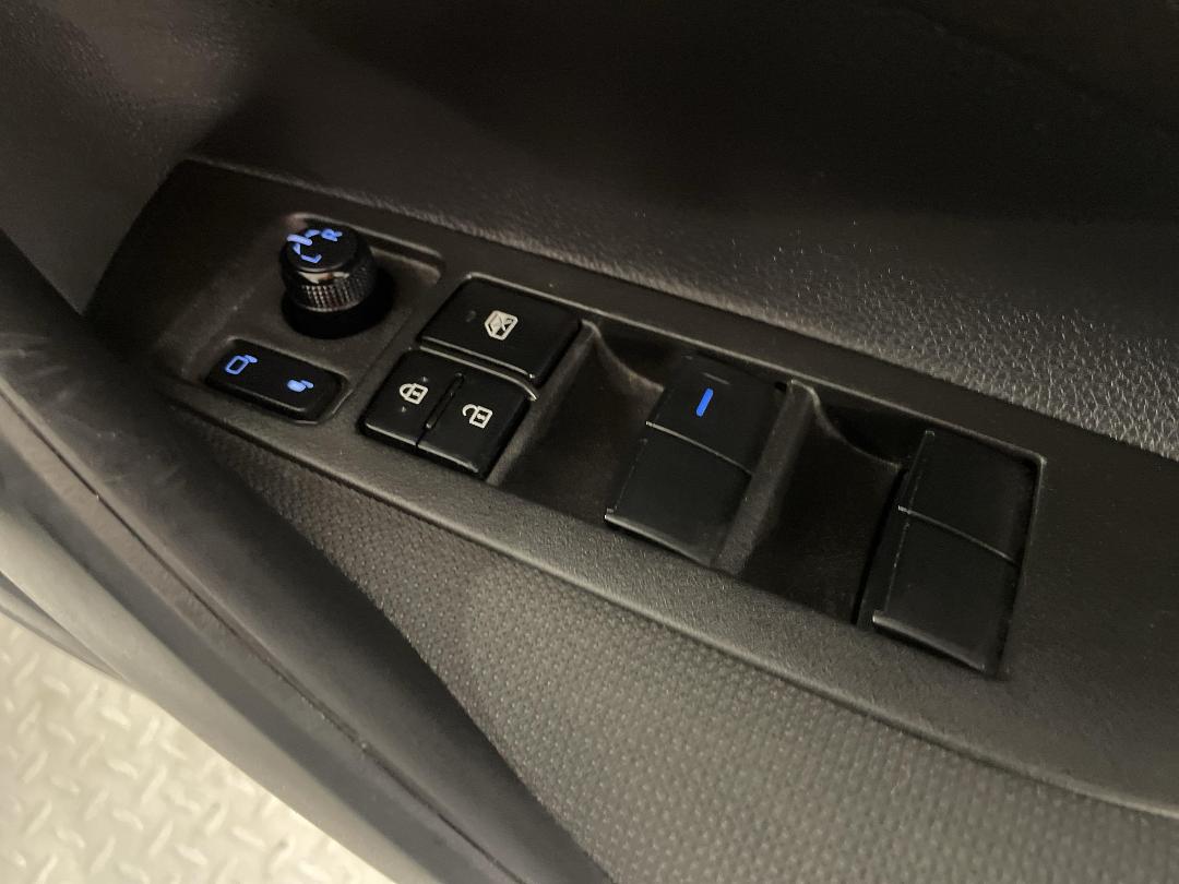 Photo '24' of Toyota Corolla Photo '24' of Toyota Corolla