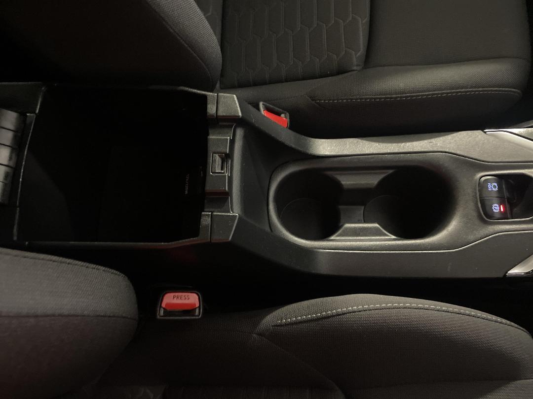 Photo '33' of Toyota Corolla Photo '33' of Toyota Corolla