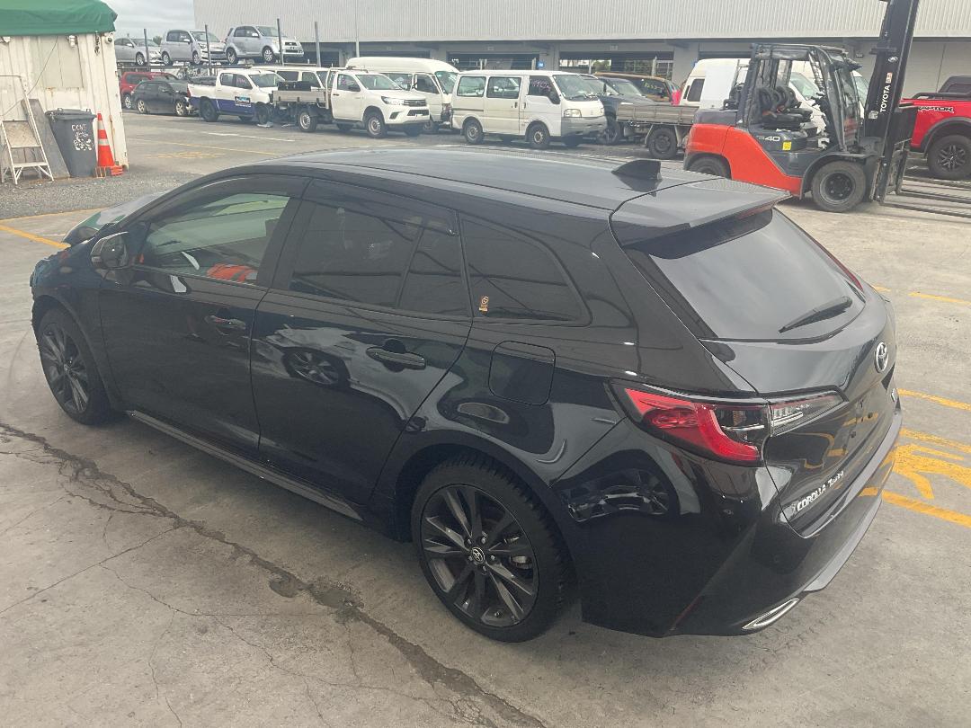 Photo '9' of Toyota Corolla Touring Photo '9' of Toyota Corolla Touring