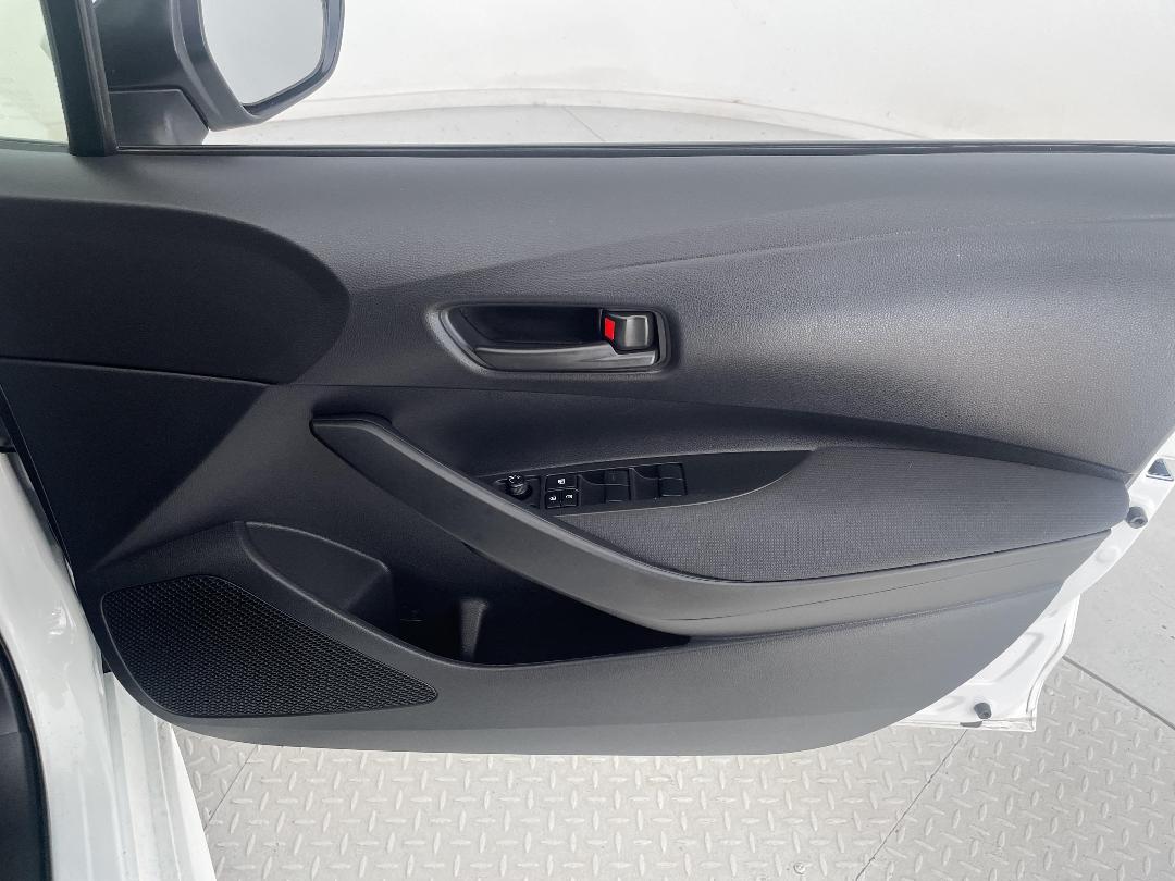 Photo '15' of Toyota Corolla