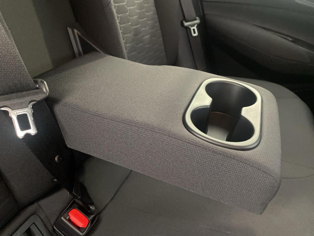 Photo '23' of Toyota Corolla