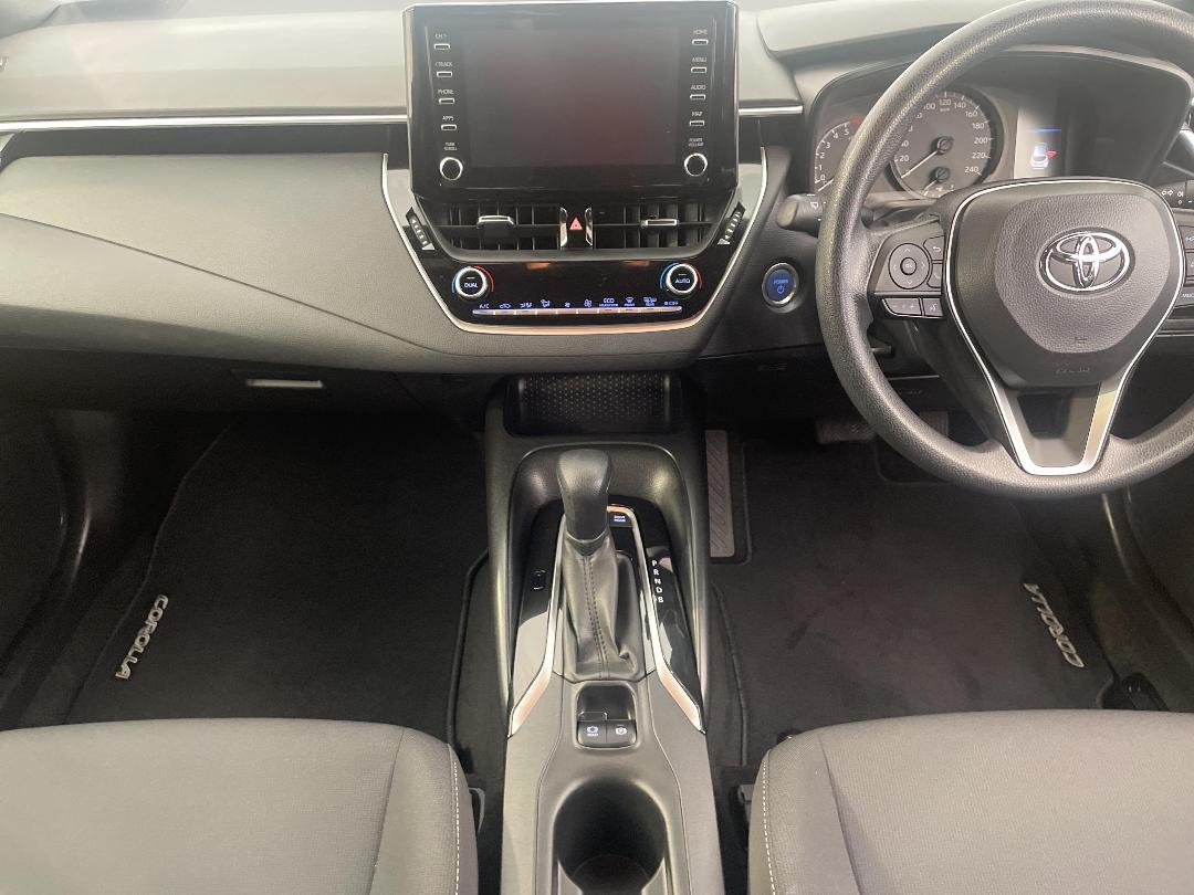 Photo '18' of Toyota Corolla