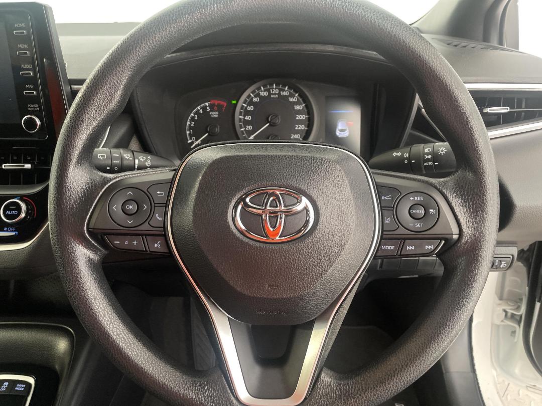 Photo '28' of Toyota Corolla