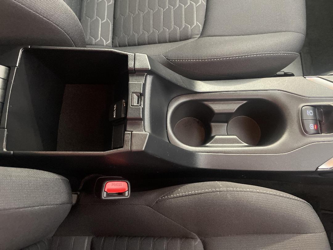 Photo '33' of Toyota Corolla