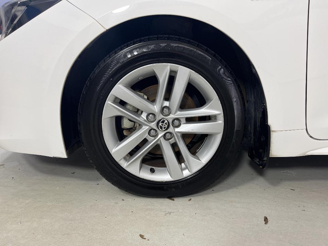 Photo '10' of Toyota Corolla