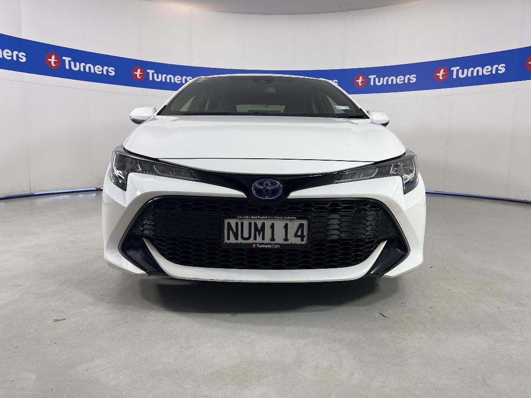 Photo '2' of Toyota Corolla