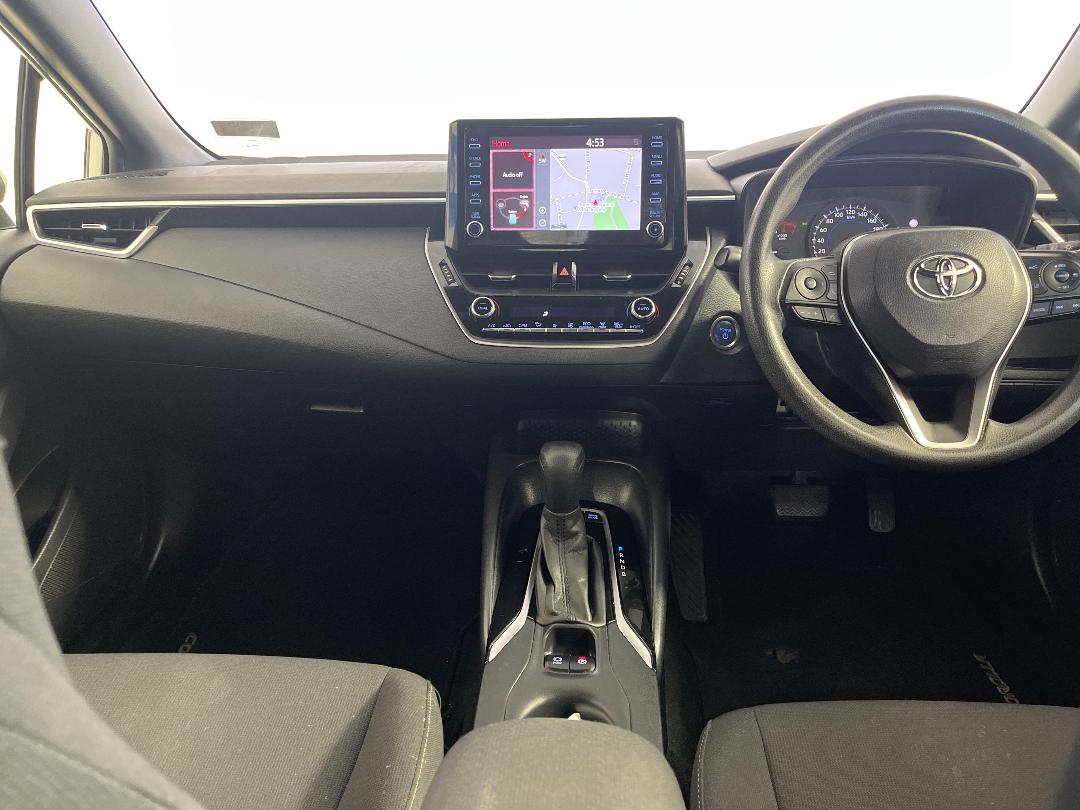 Photo '18' of Toyota Corolla