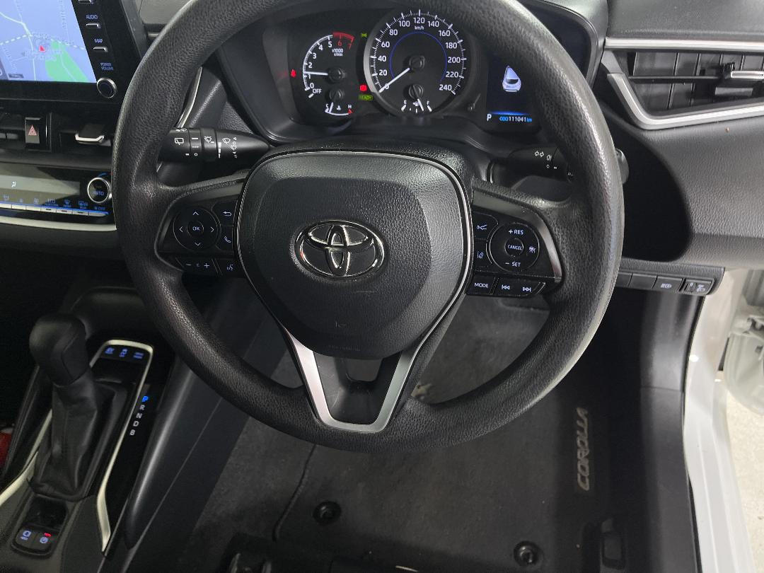 Photo '24' of Toyota Corolla