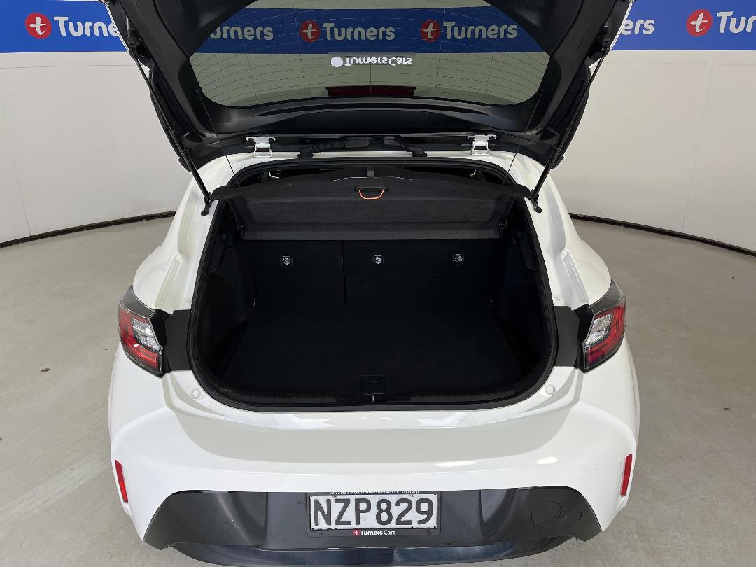 Photo '14' of Toyota Corolla