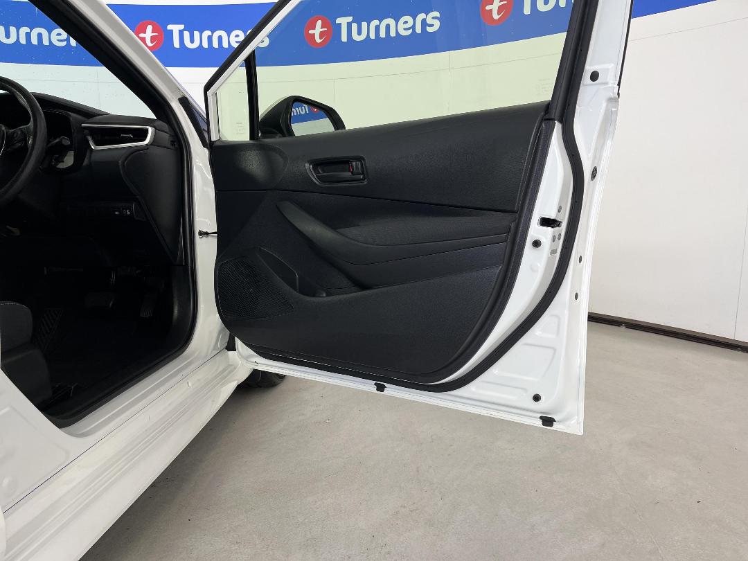 Photo '15' of Toyota Corolla