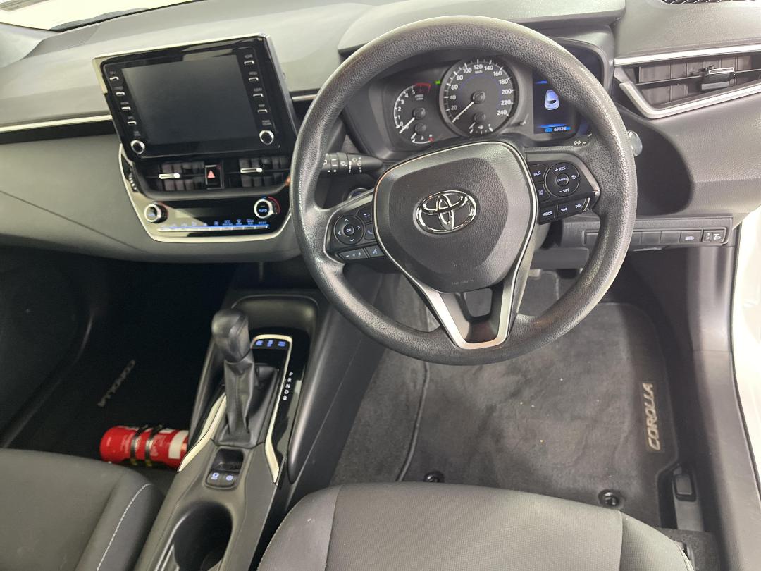 Photo '25' of Toyota Corolla