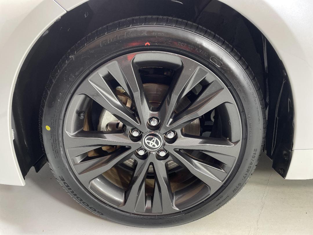 Photo '10' of Toyota Corolla