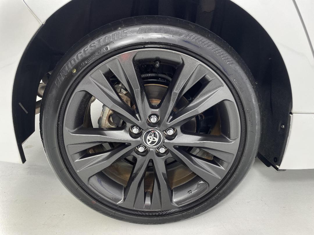 Photo '12' of Toyota Corolla