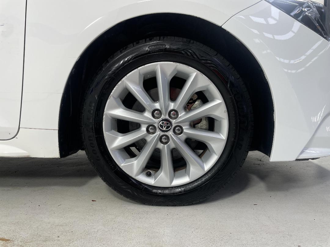 Photo '9' of Toyota Corolla Photo '9' of Toyota Corolla