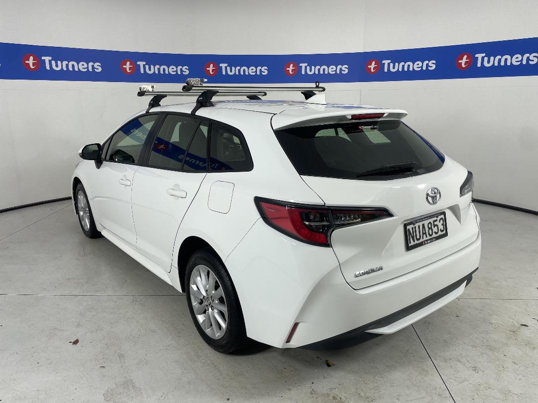 Photo '5' of Toyota Corolla Photo '5' of Toyota Corolla