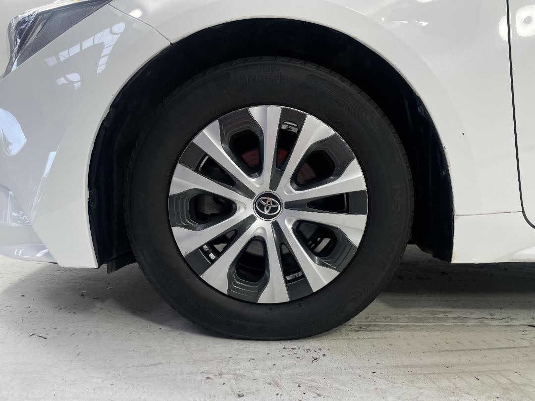 Photo '10' of Toyota Corolla