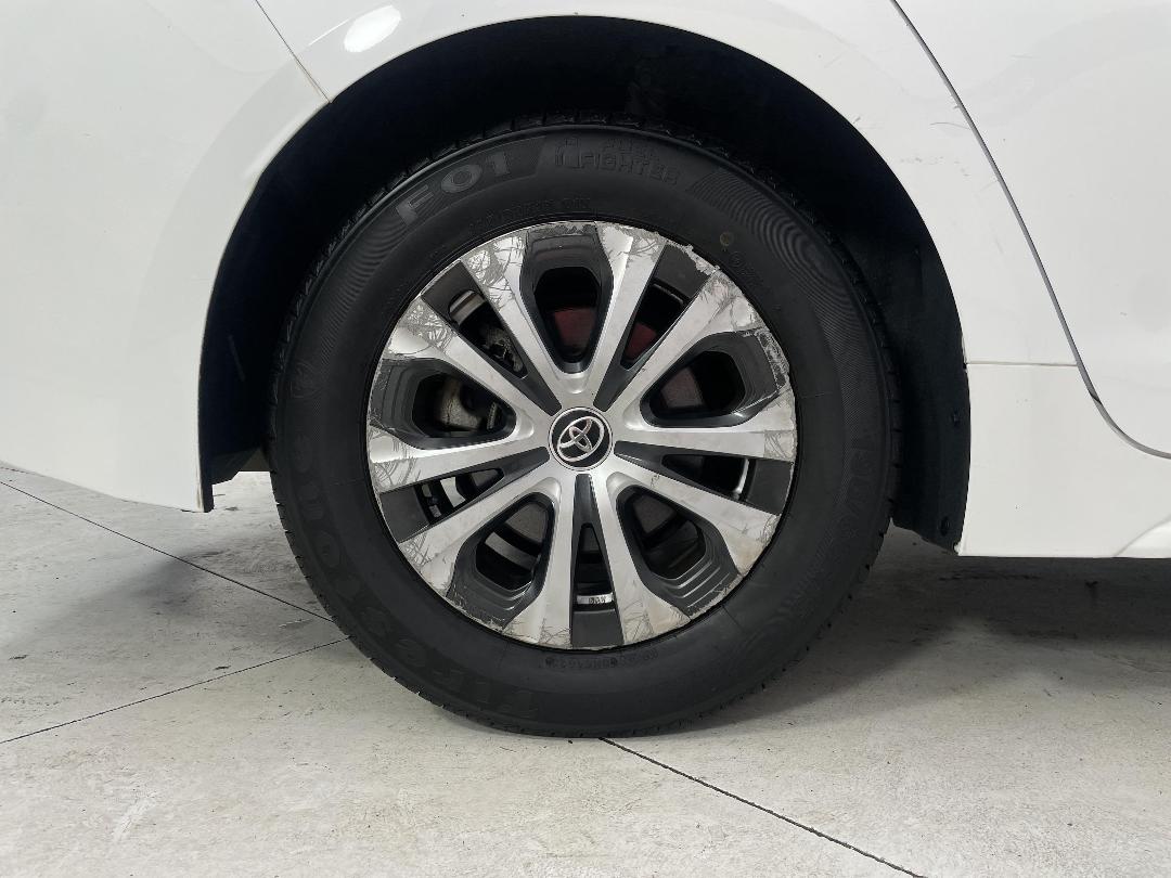 Photo '12' of Toyota Corolla