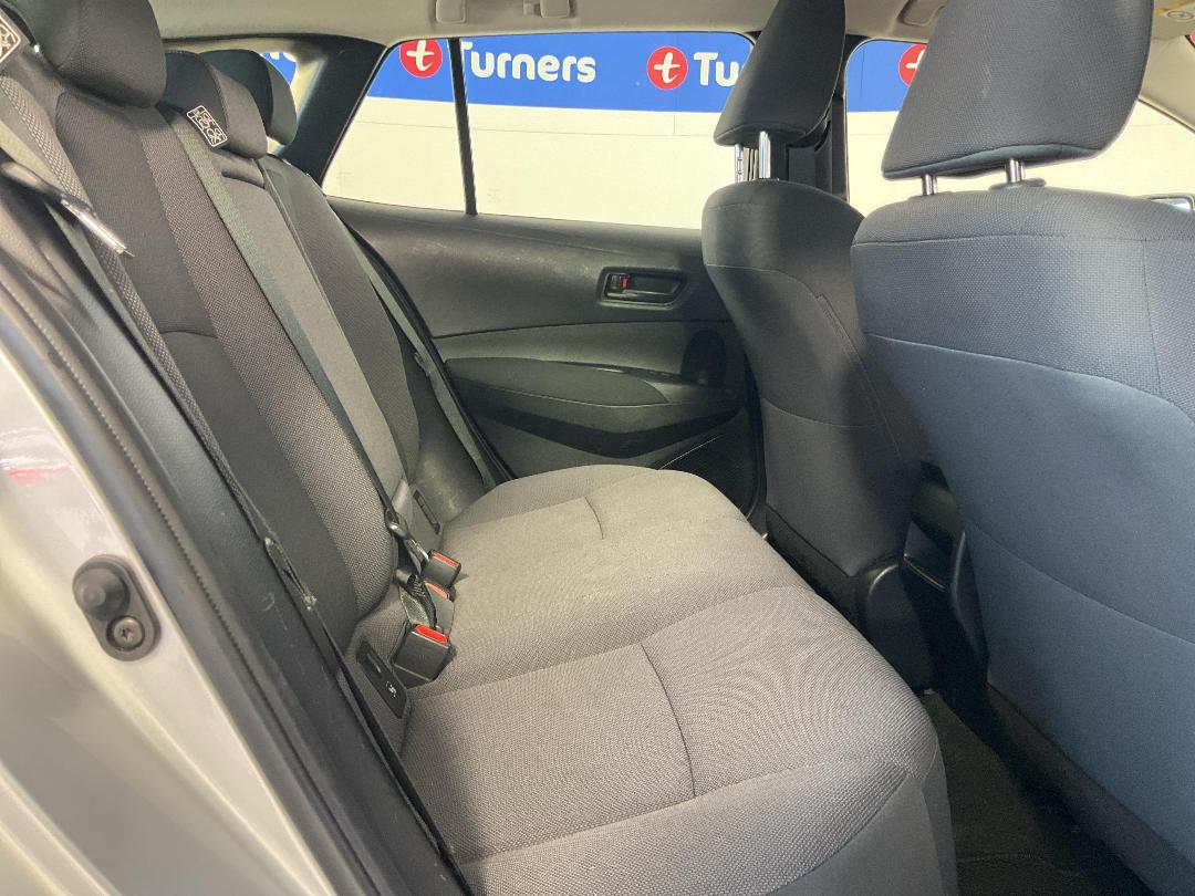 Photo '20' of Toyota Corolla