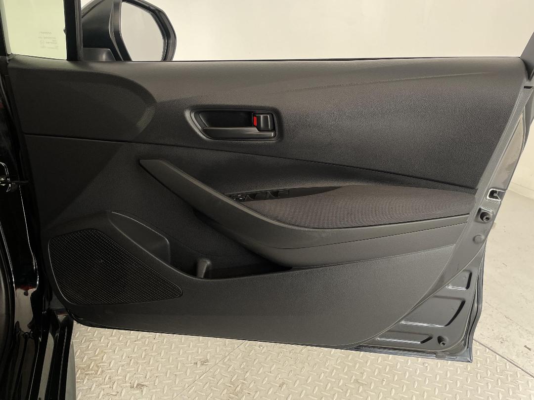 Photo '15' of Toyota Corolla Photo '15' of Toyota Corolla