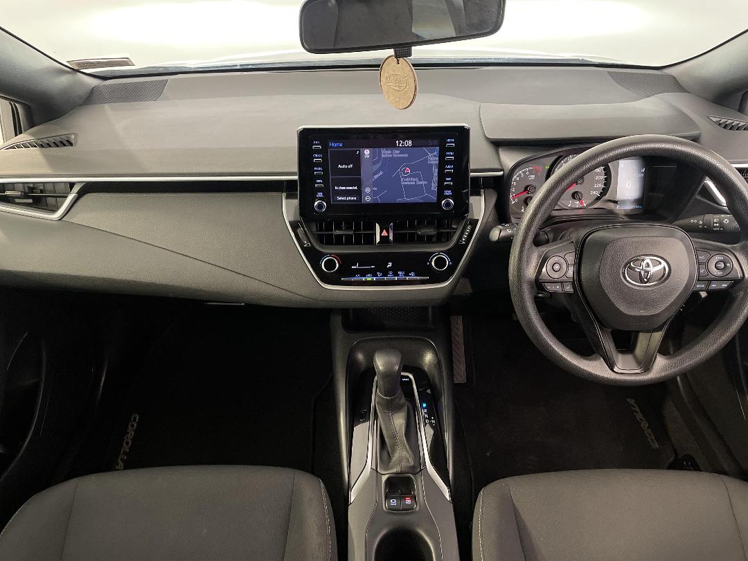 Photo '17' of Toyota Corolla Photo '17' of Toyota Corolla