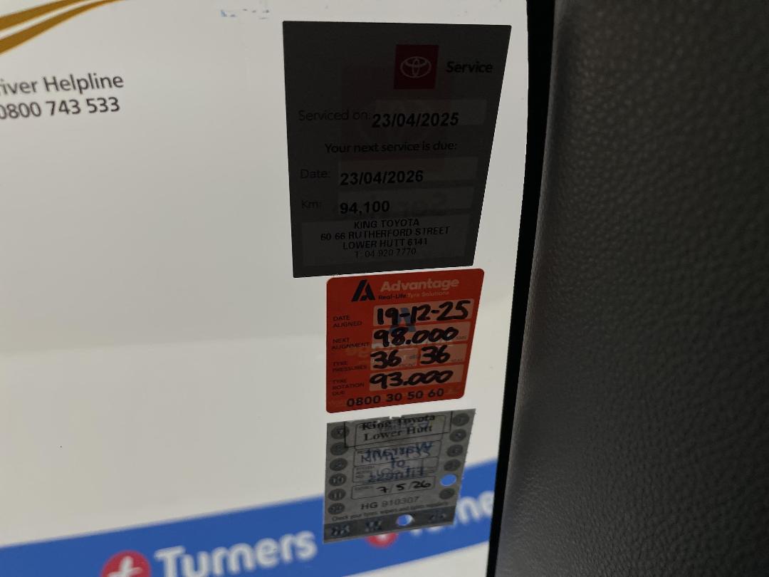 Photo '28' of Toyota Corolla Photo '28' of Toyota Corolla