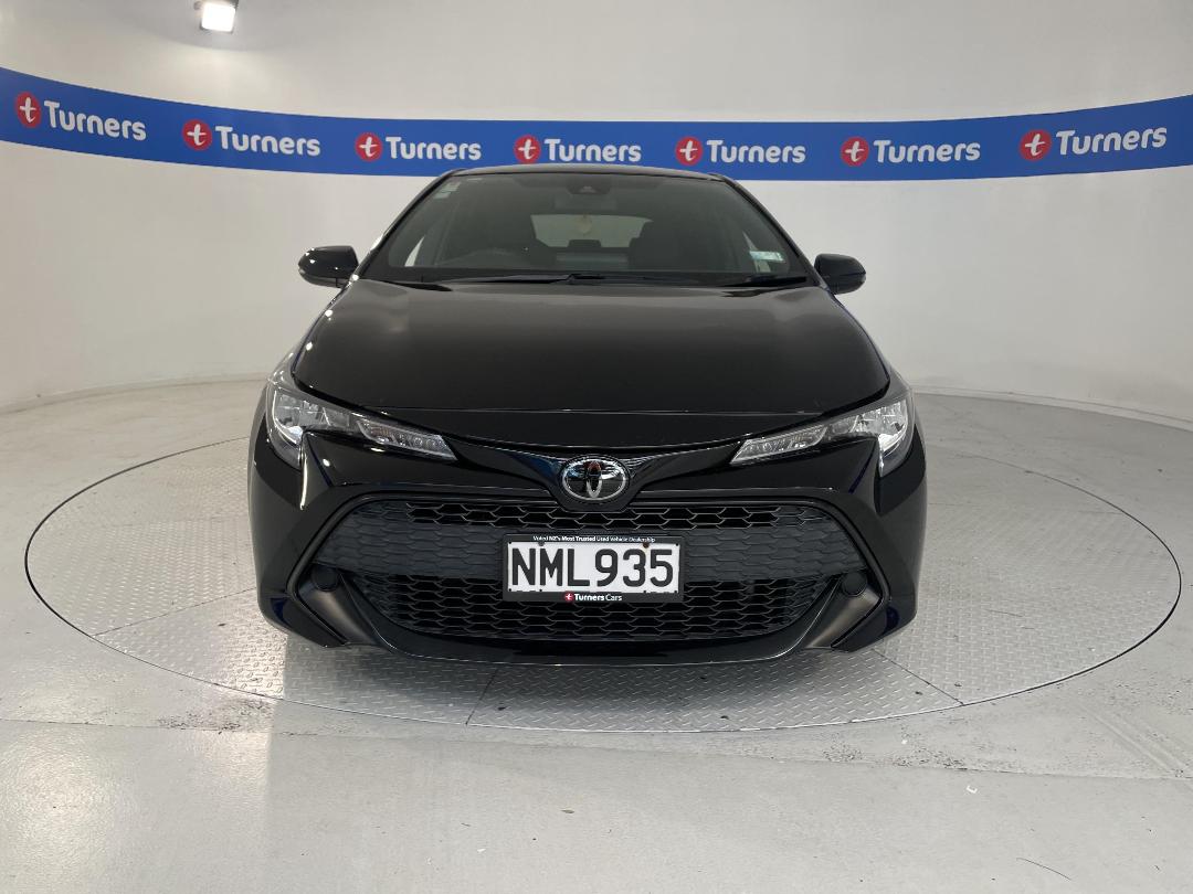 Photo '2' of Toyota Corolla Photo '2' of Toyota Corolla