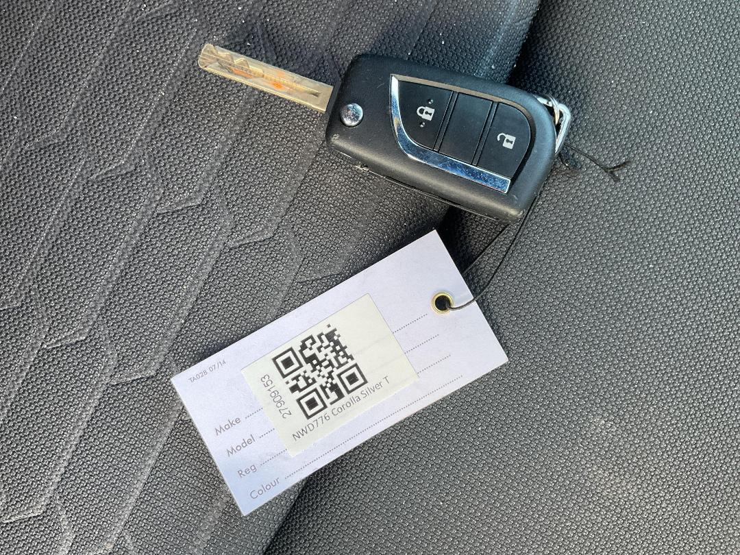 Photo '22' of Toyota Corolla GX