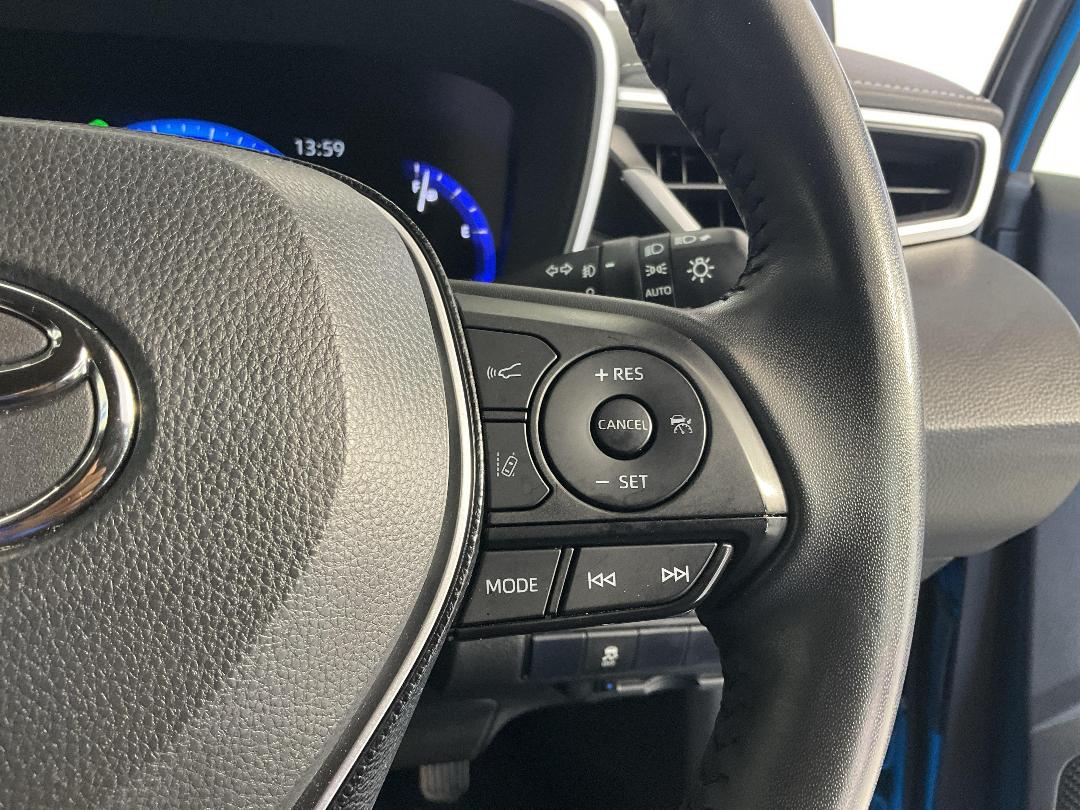 Photo '28' of Toyota Corolla