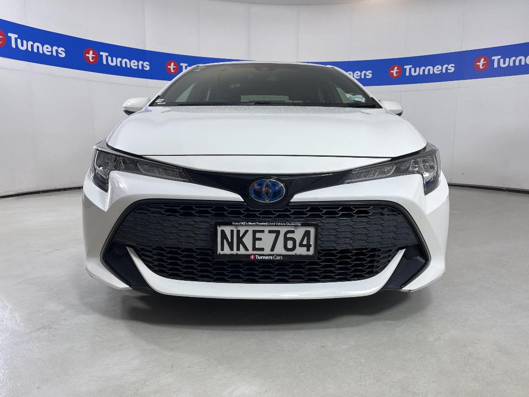 Photo '2' of Toyota Corolla Photo '2' of Toyota Corolla