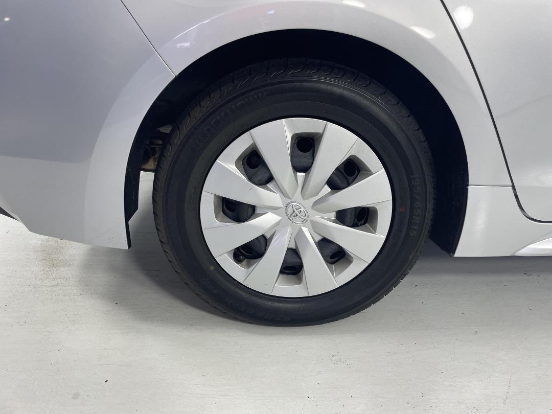 Photo '12' of Toyota Corolla