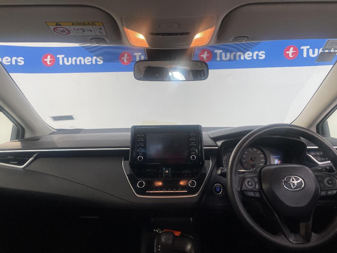 Photo '18' of Toyota Corolla Photo '18' of Toyota Corolla