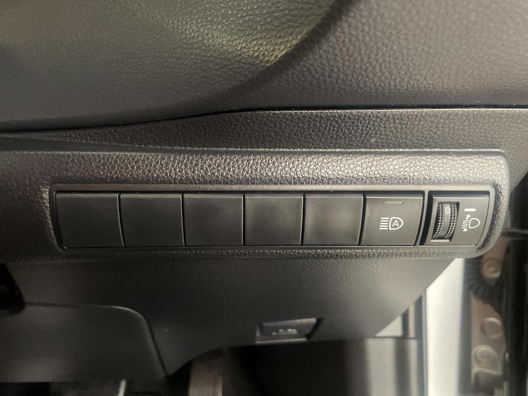 Photo '24' of Toyota Corolla Photo '24' of Toyota Corolla