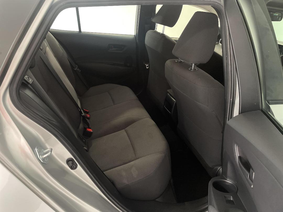 Photo '20' of Toyota Corolla