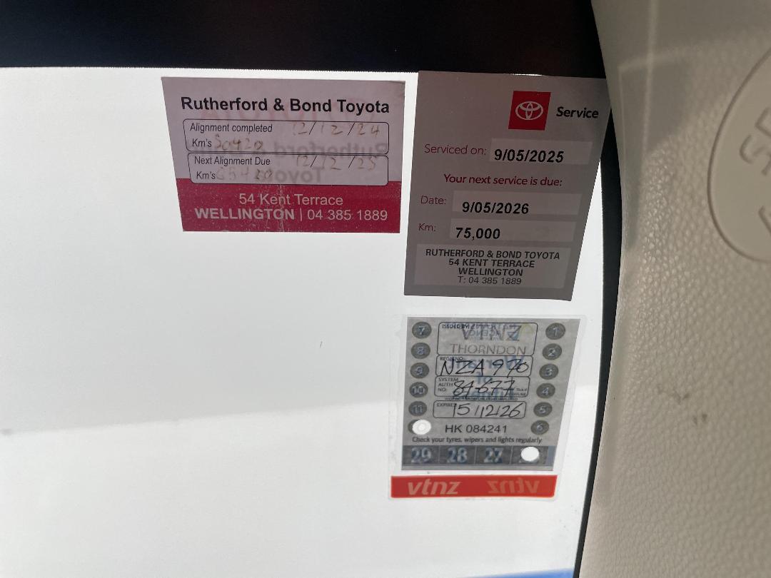 Photo '34' of Toyota Corolla