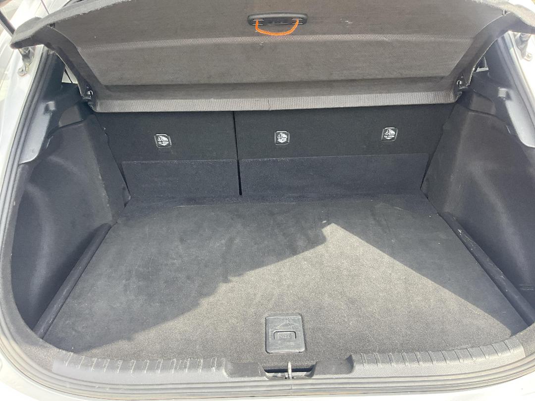 Photo '6' of Toyota Corolla GX