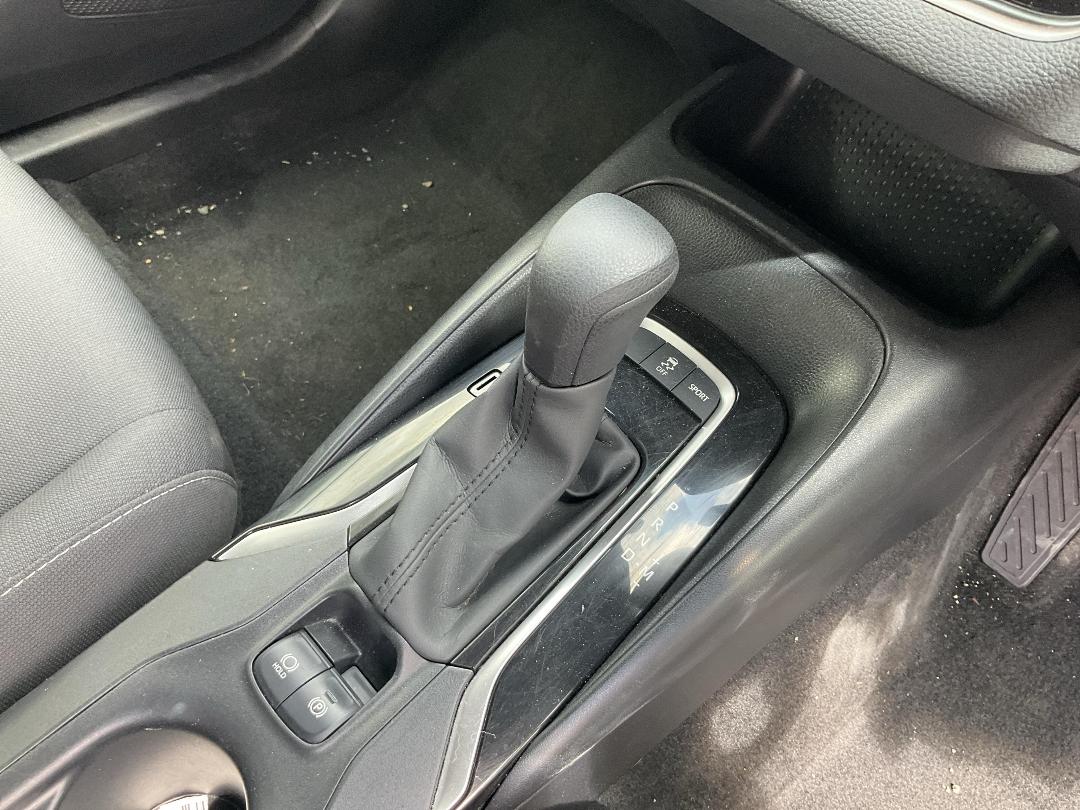 Photo '13' of Toyota Corolla GX