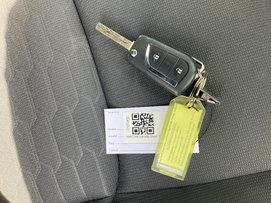 Photo '14' of Toyota Corolla GX