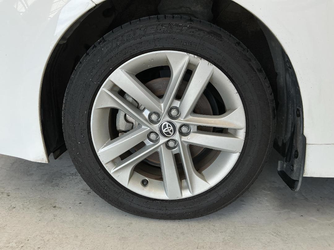 Photo '10' of Toyota Corolla