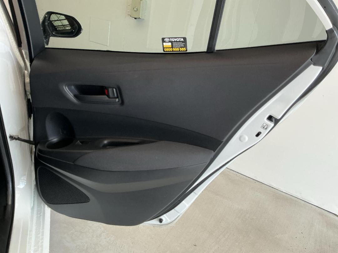 Photo '19' of Toyota Corolla