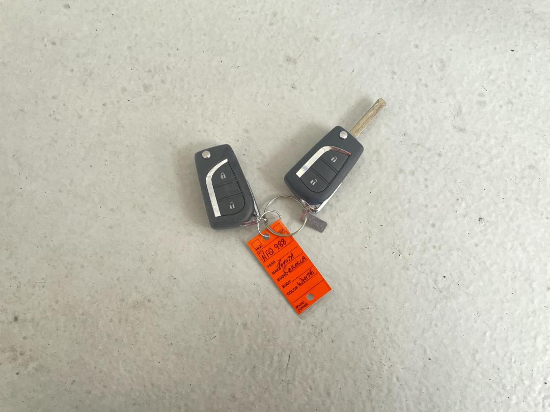 Photo '22' of Toyota Corolla Photo '22' of Toyota Corolla