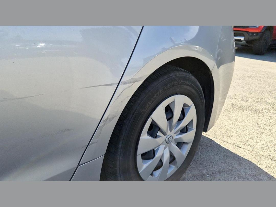 Photo '12' of Toyota Corolla