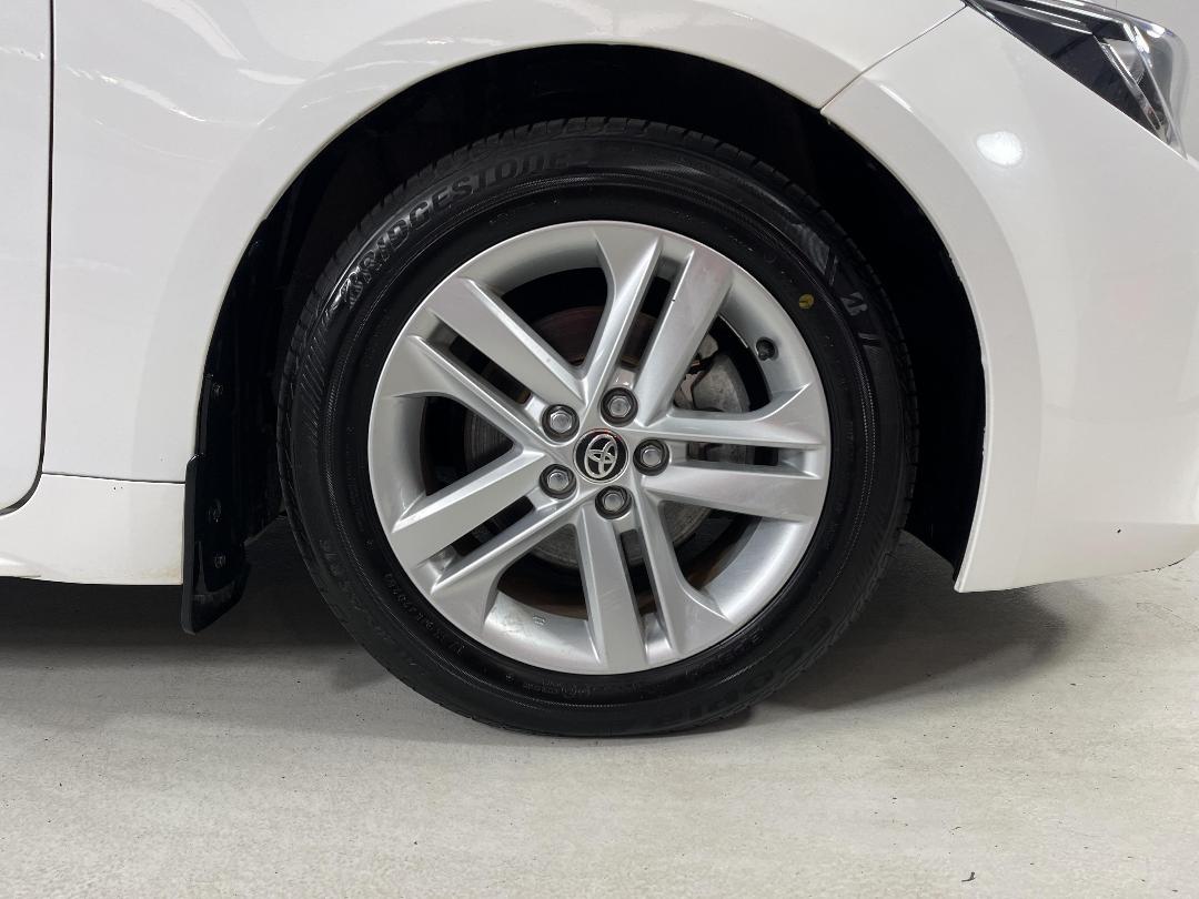 Photo '9' of Toyota Corolla