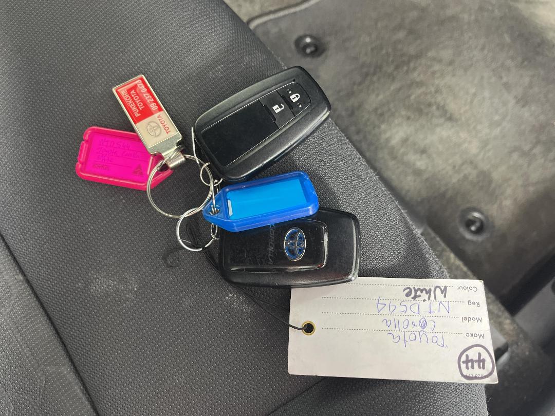 Photo '22' of Toyota Corolla