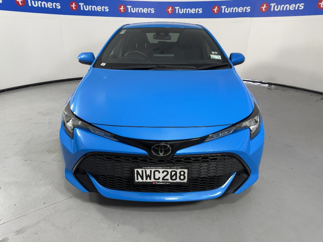 Photo '2' of Toyota Corolla