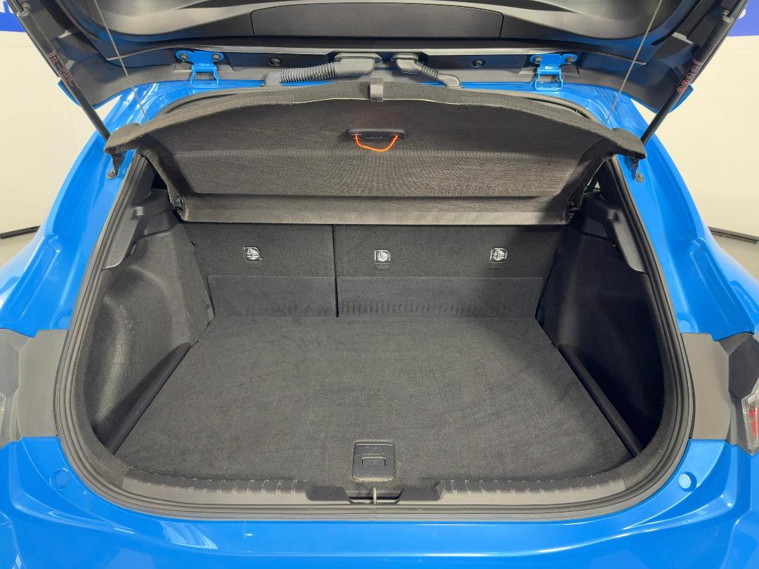 Photo '14' of Toyota Corolla