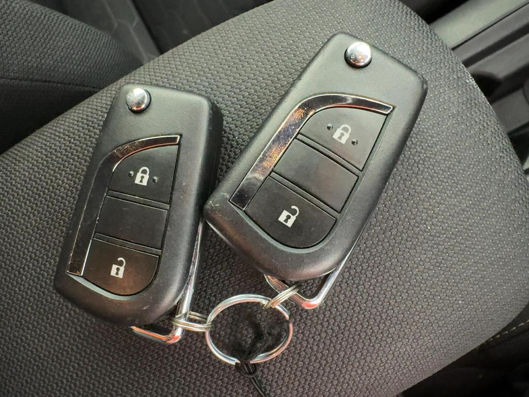 Photo '22' of Toyota Corolla