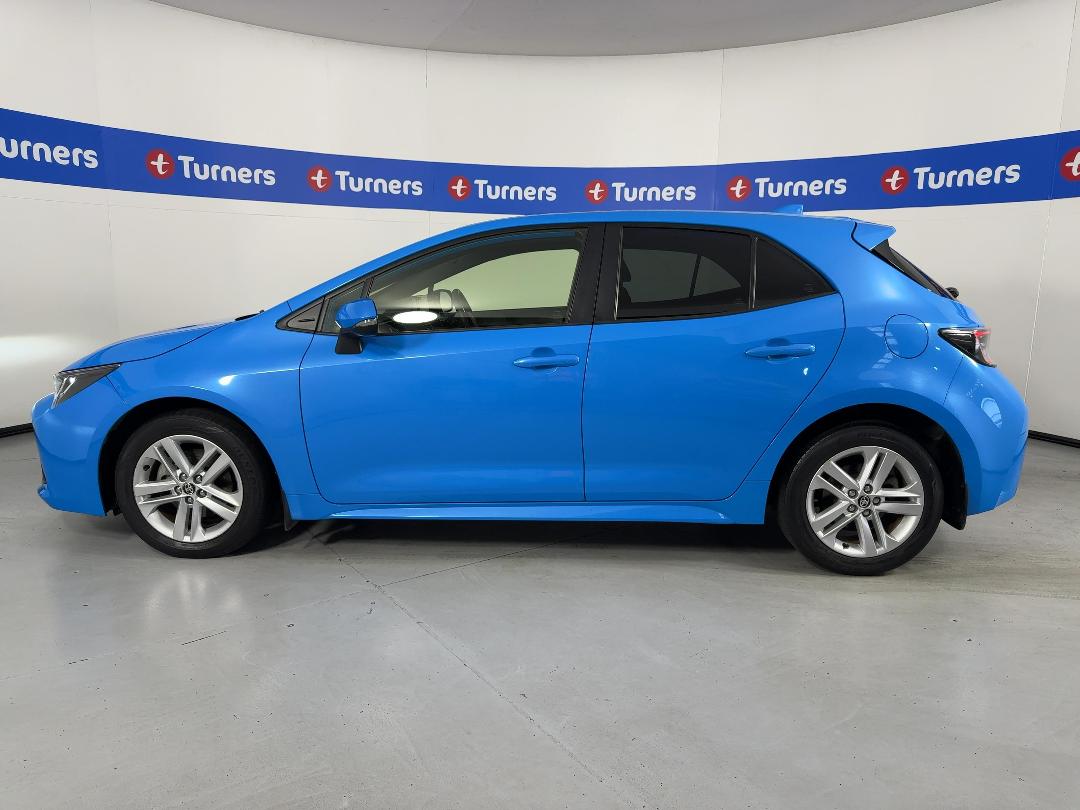 Photo '24' of Toyota Corolla