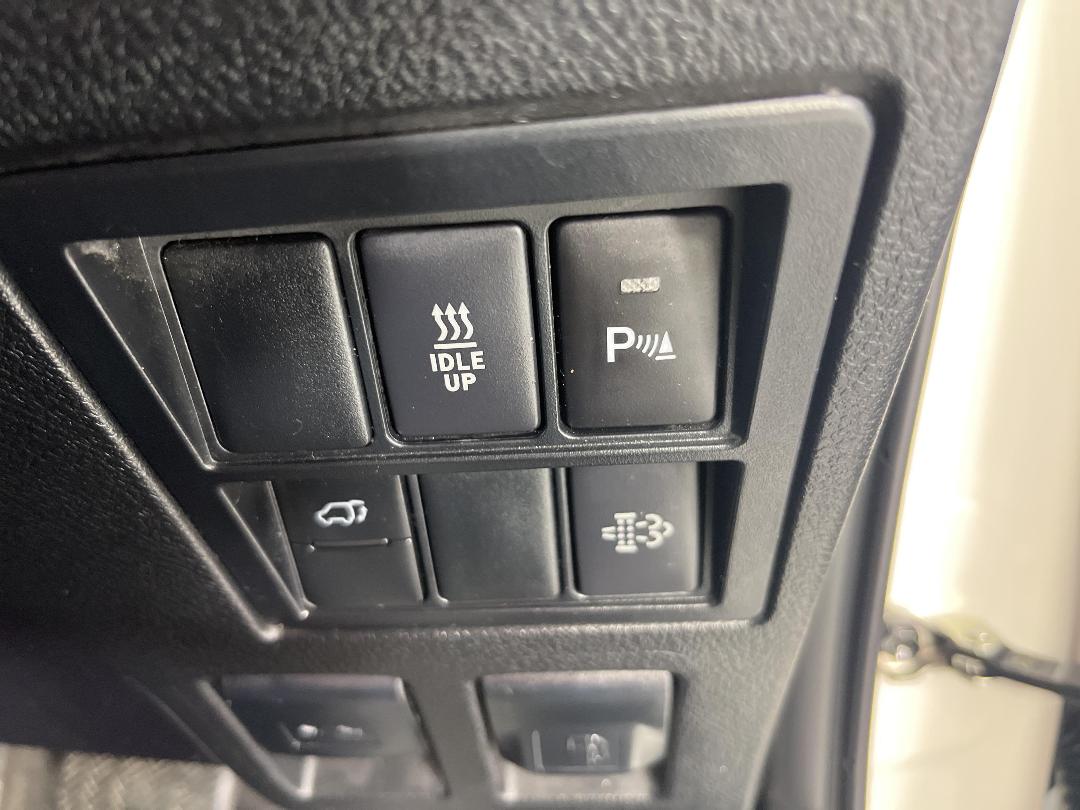 Photo '29' of Toyota Fortuner Photo '29' of Toyota Fortuner